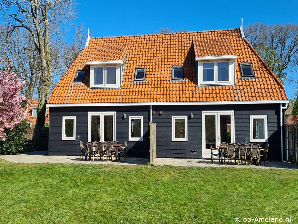 Buitenaanzicht Hazelaar Buitenaanzicht Hazelaar